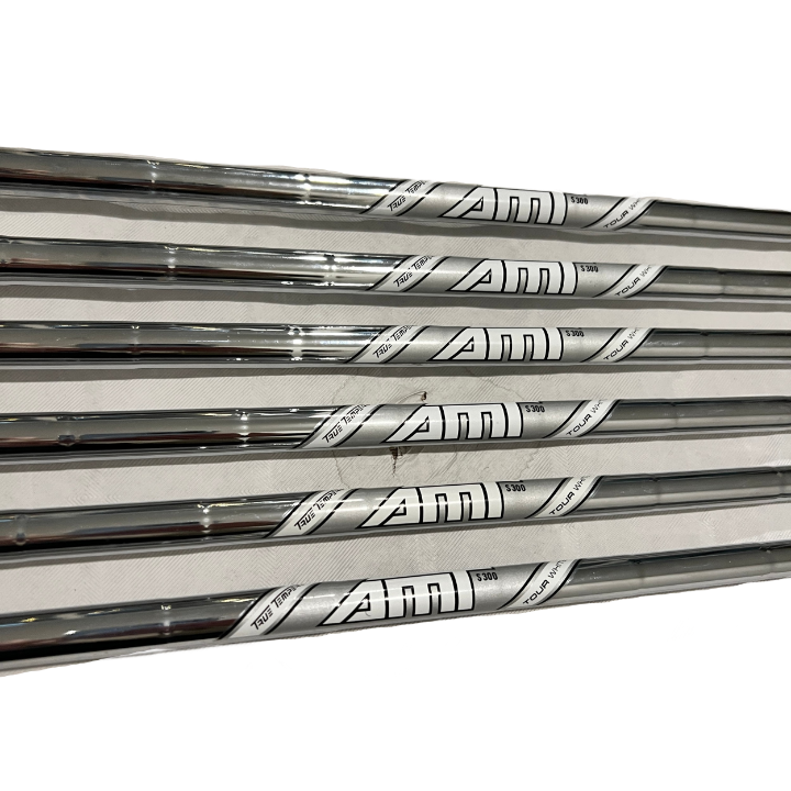 Titleist T300 5-PW + Stål Pakkesæt Brugt God Stand