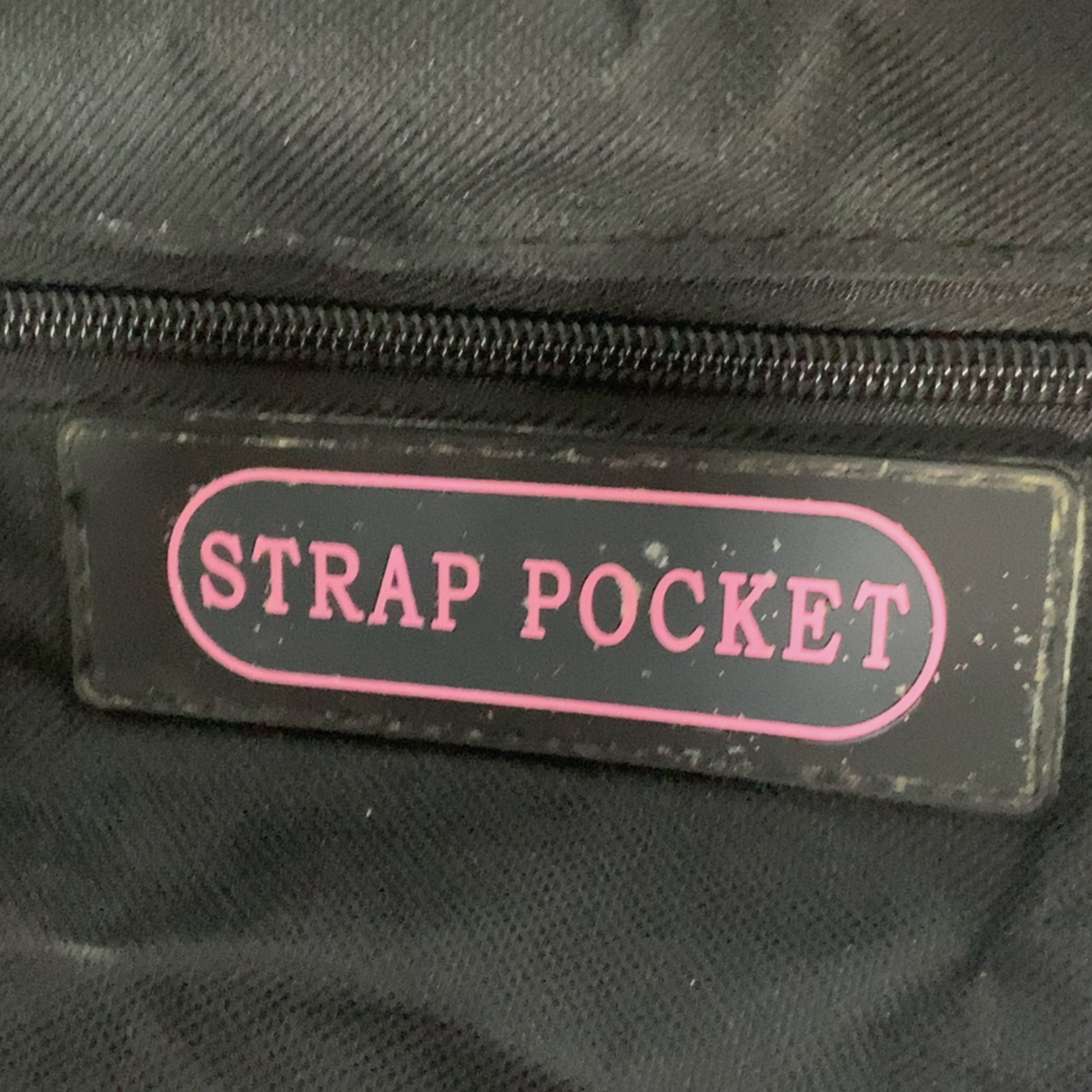 Pink Ribbon Golf  Golf Bag / 1-Rum / Sort