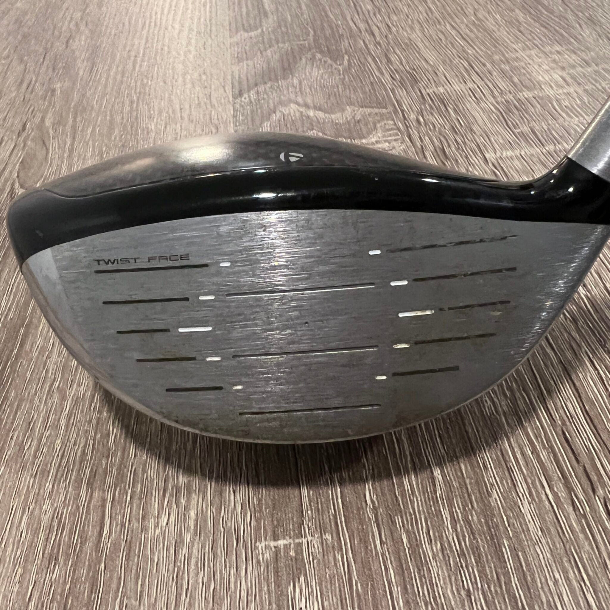 TaylorMade 300 Mini Driver 2021 inkl. Headcover Brugt Okay Stand