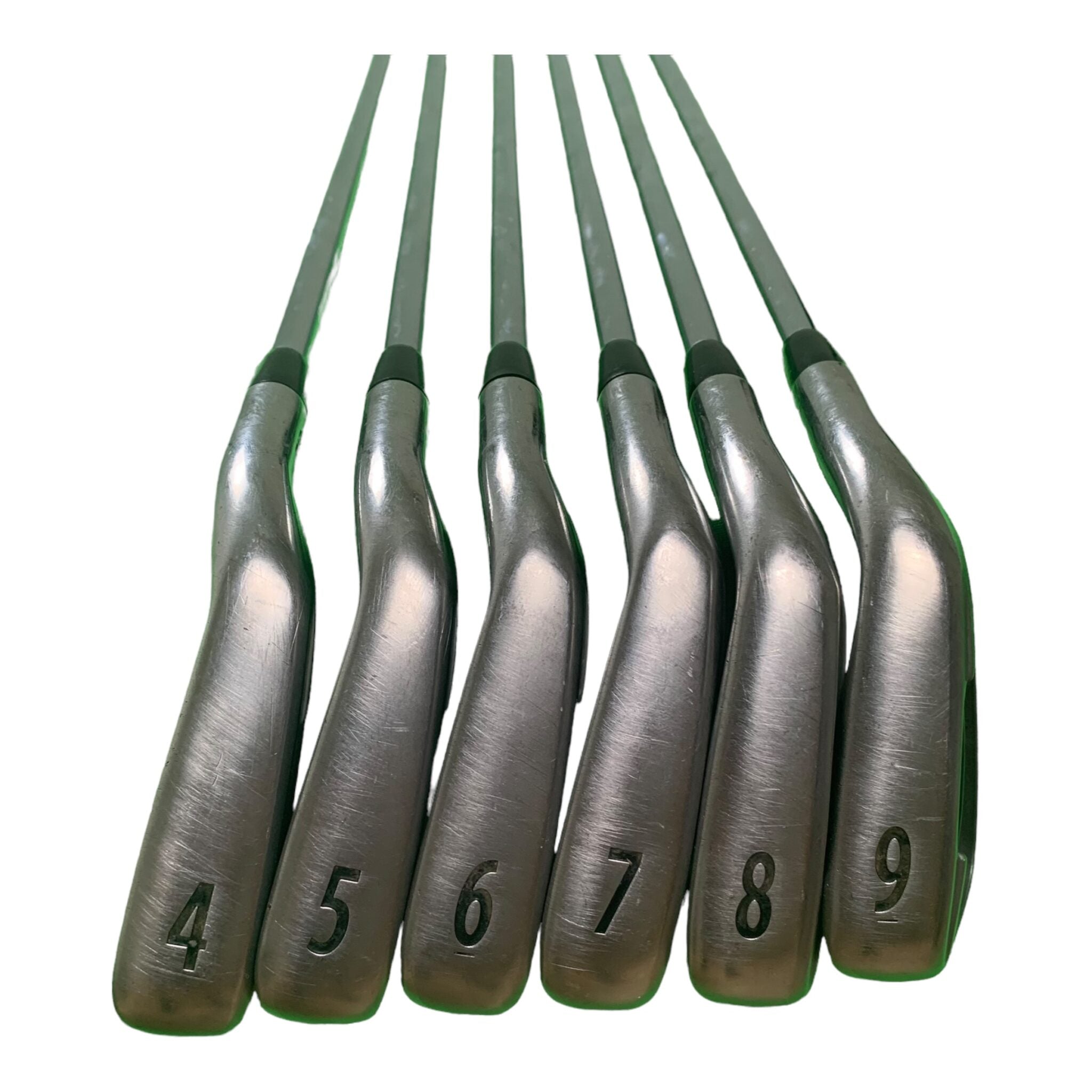 Titleist AP1 712 jernsæt / Flex stiff / 9-4 jern / Stål