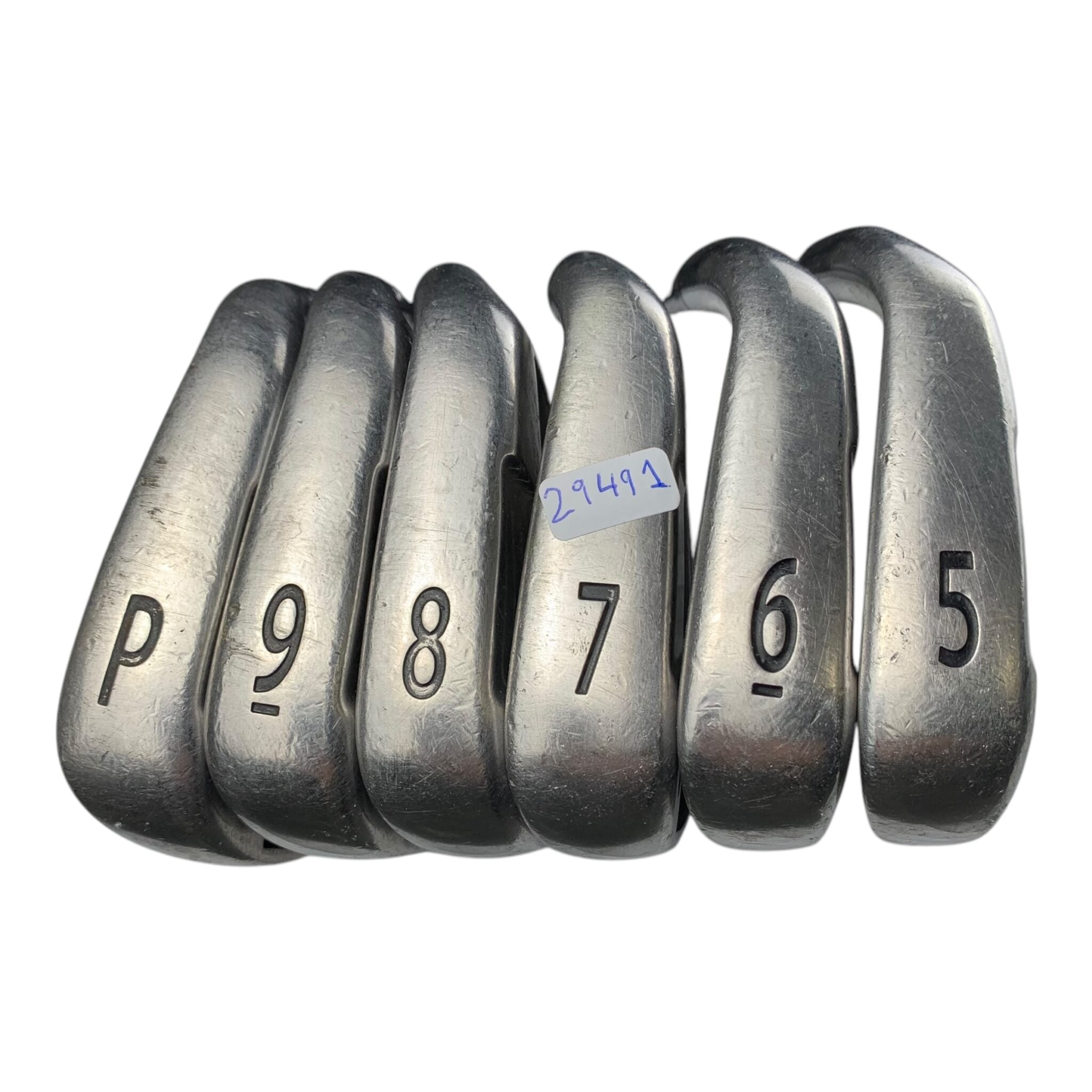 Titleist AP1 710 Jernsæt / Flex Regular / 5-PW  / Grafit