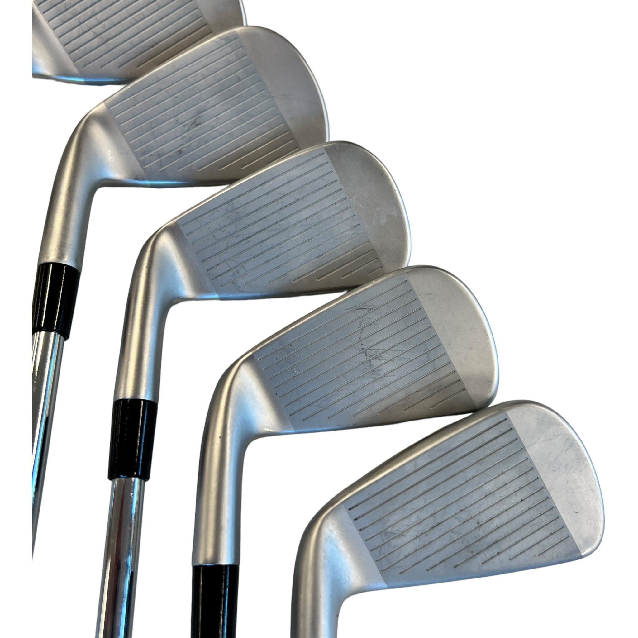 TaylorMade P790 2023 jernsæt / Flex Regular / 5-PW + AW / Stål
